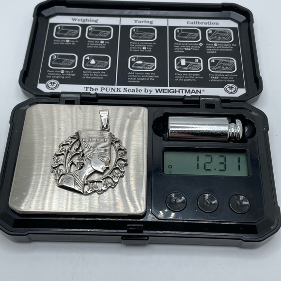 Vintage Egyptian Sterling Pendant - Picture 4 of 5